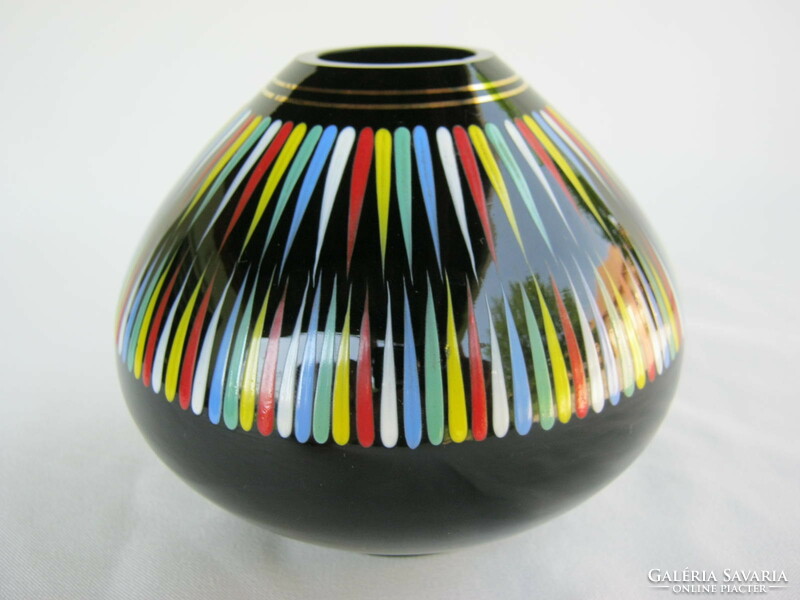 Retro ... színes csíkokkal díszített fekete üveg váza