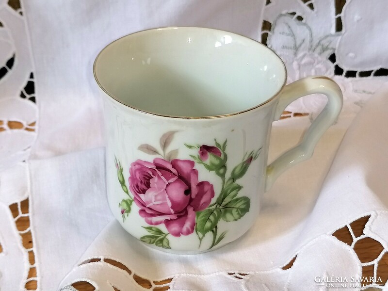 Retró rózsás csésze
