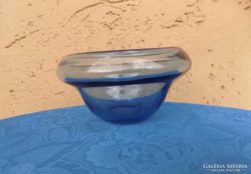 Retro vastag kék üveg kínáló tál 10 cm magas, átmérő 19 cm 1,1 kg (z)
