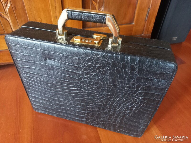 Women's business briefcase