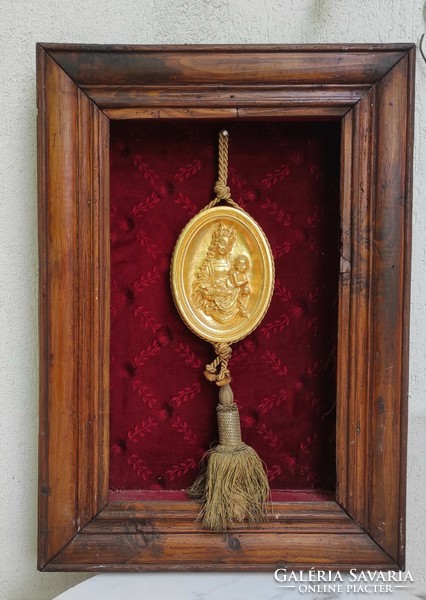 On sale. Antique home-made Àldàs, v mária with a relief image of little Jesus in a wide wooden frame