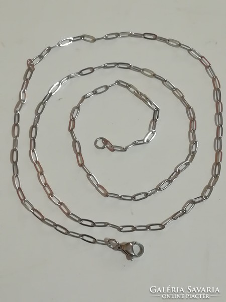Larger-eyed stainless necklace.