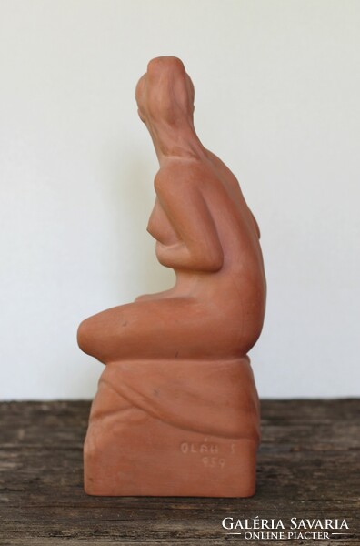 Alexander Oláh (1907-1983): terracotta nude, 1959