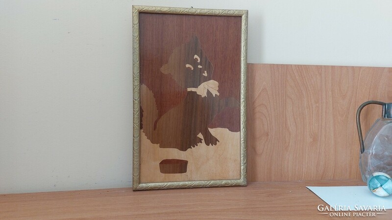 Kitten inlaid mural with 30x19 cm frame.