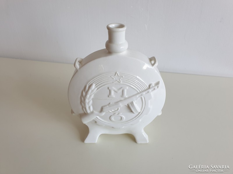 Régi retro munkásőr munkásőrség relikvia emlék nagy méretű porcelán kulacs