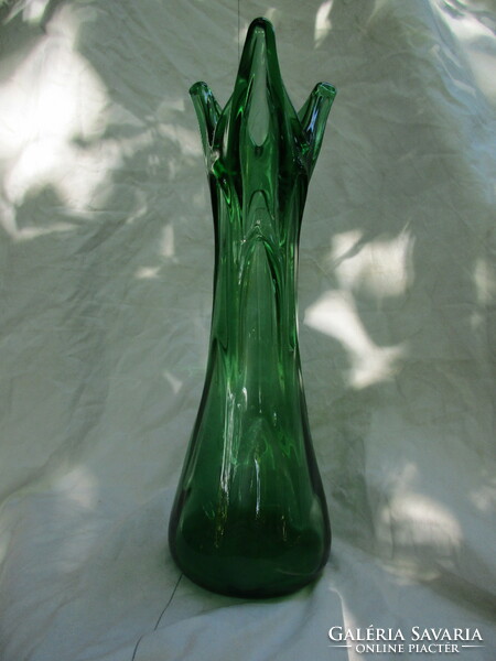 Régi kézműves üveg váza
