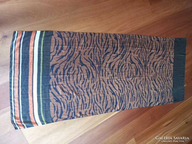Tiger pattern scarf shawl