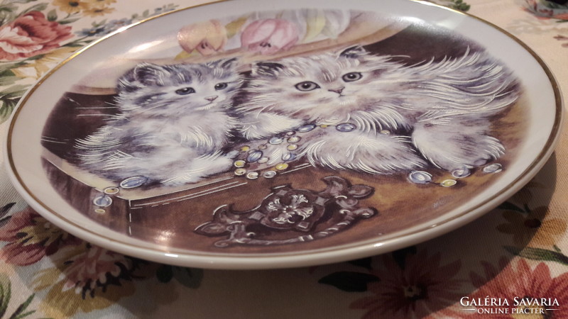 Cat porcelain plate, kitten decorative plate 1. (L2681)