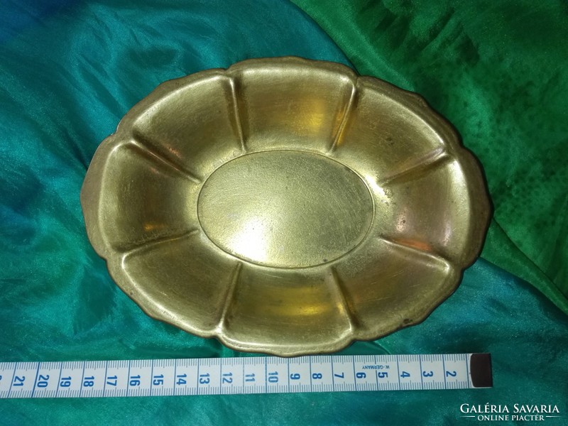 Brass oval plate.