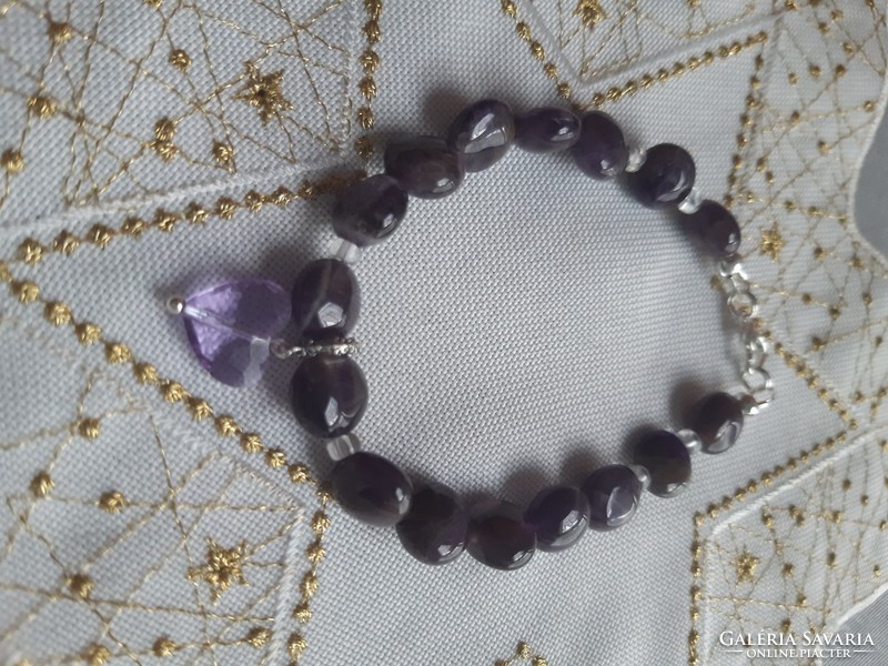 Beautiful amethyst bracelet with silver pendant