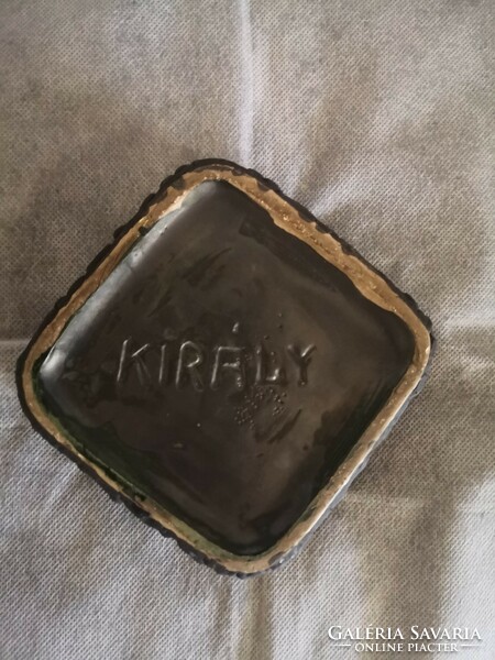 Károly Király square ceramic ashtray