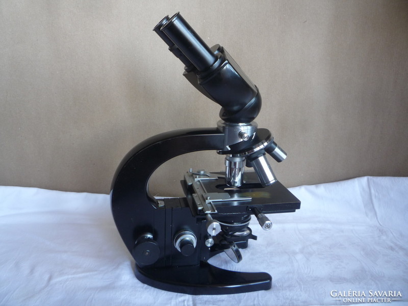 Zeiss mikroszkóp.