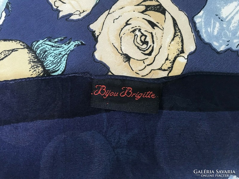 Bijou Brigitte rózsás selyemkendő, 52 x 50 cm