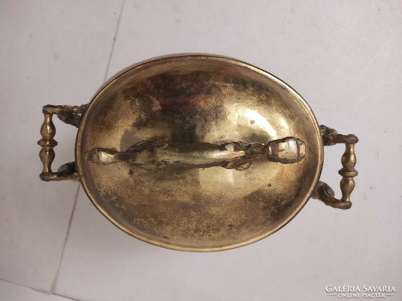 Antique kitchenware brass lion's foot covered bowl with handle 657 5703