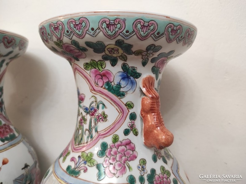 Antik 2 darab kínai porcelán nagy festett sokalakos uralkodói életjelenetes váza 809 5650