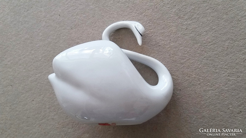 Old Hólloháza porcelain white swan 8 cm