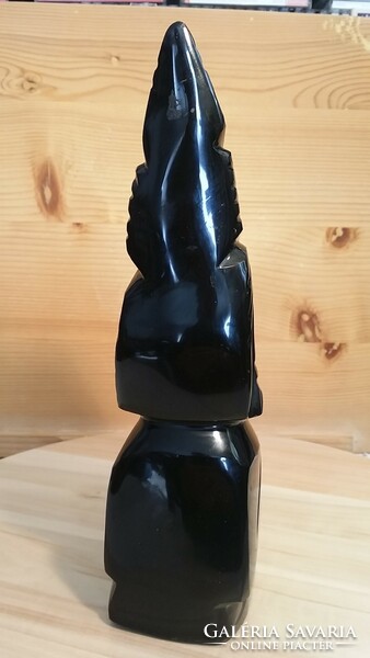 Obsidian Aztec head - large - from Mexico