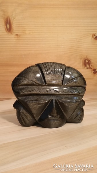 Gold obsidian head - Aztec head