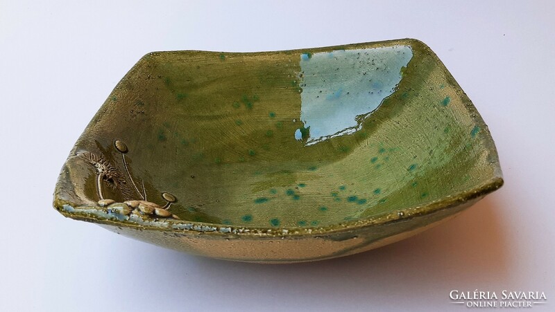 Green relief bowl - Bacco ceramics