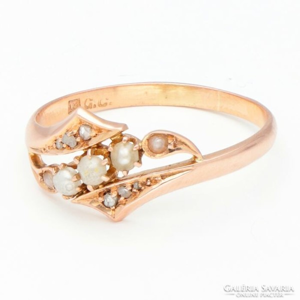 58 As 18k rose gold diamond pearl ring