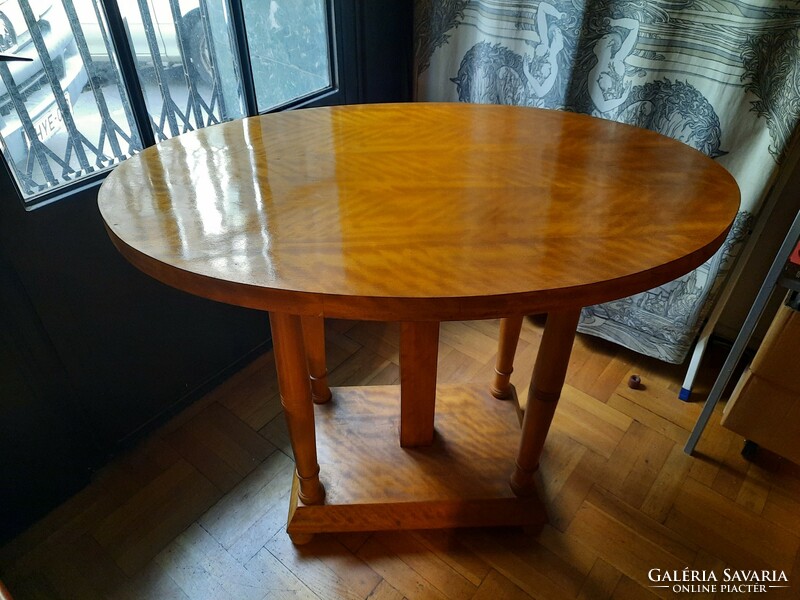 Art deco oval table