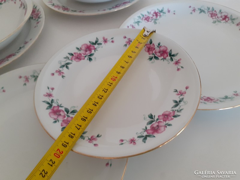 Retro Alföldi porcelán virágos tányér 7 db