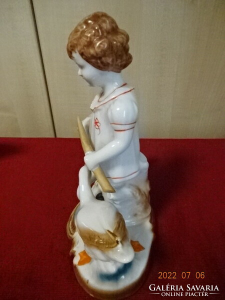 Román porcelán figura, kislány libákkal, hossza 18 cm. Vanneki! Jókai.