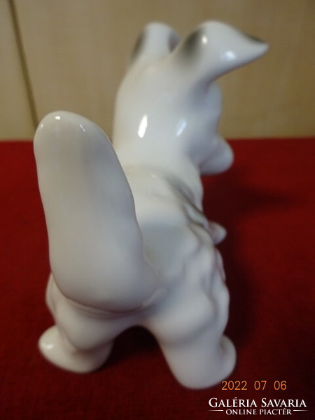 Német porcelán kutya, fekete foltos, hossza 14,5 cm. Vanneki! Jókai.