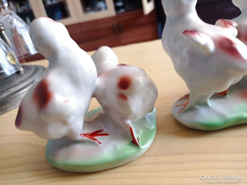 Two small chickens, chicks, porcelain