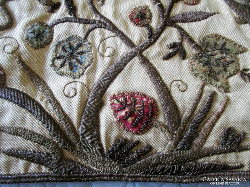 Artist Erzsébet T. Bodrog exclusive wall tapestry metal fiber gold embroidery 153 cm marked needlework