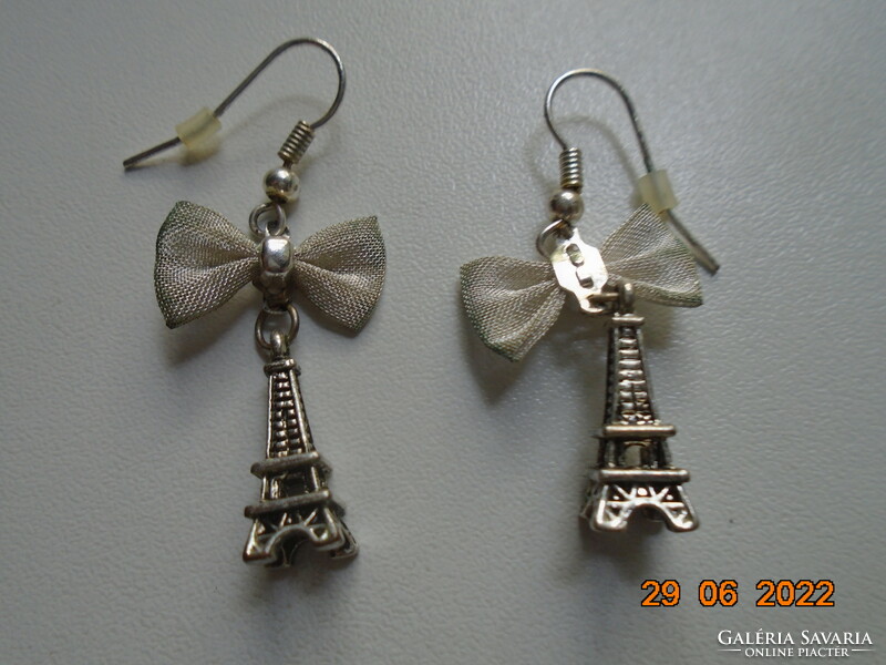 Silver-plated miniature Eiffel Tower with silver-plated metal mesh bow, earrings