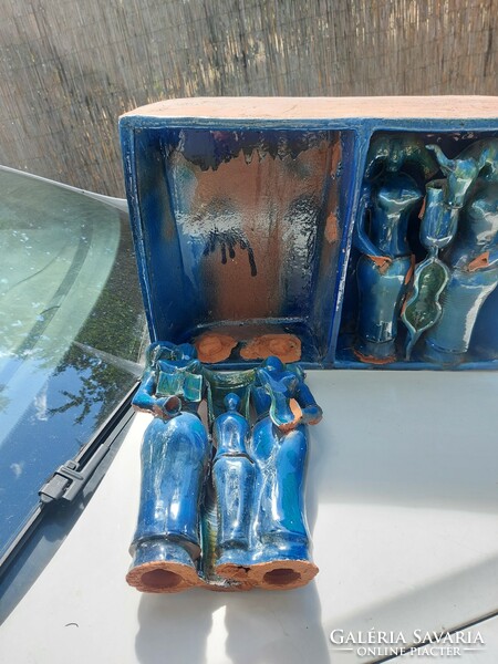 Ceramic sculpture ensemble, in the condition shown in the pictures, 32x49x15 cm, approx. 8 Kg