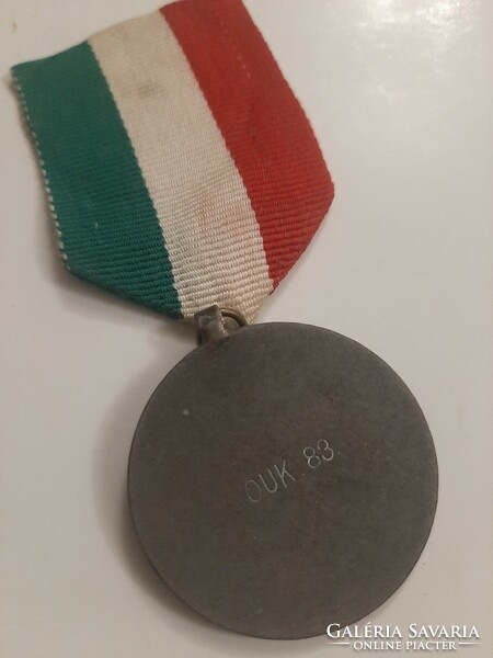 Antique sports medal with ribbon 1983