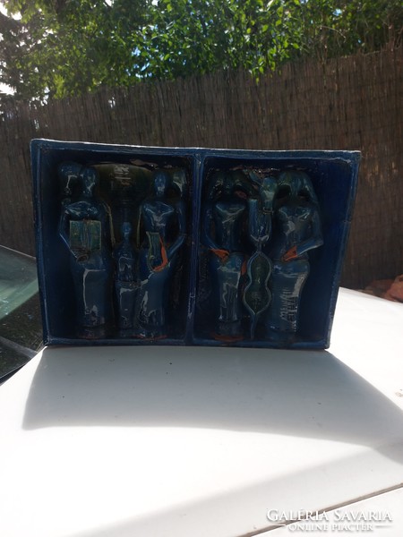 Ceramic sculpture ensemble, in the condition shown in the pictures, 32x49x15 cm, approx. 8 Kg