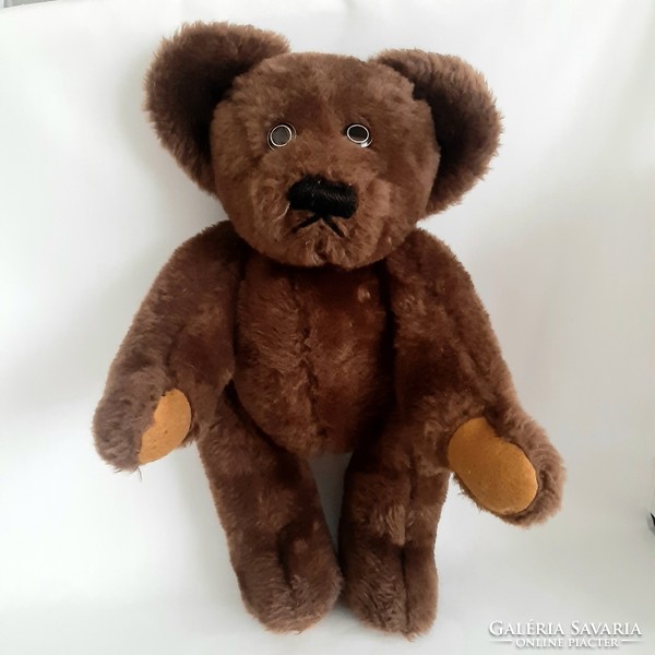 Plush brown teddy bear with pretty ears. (Not small!)
