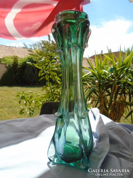 Frantisek Vizner cseh üveg váza állom szép szinben pompázik permet kék szinben 34,3 cm
