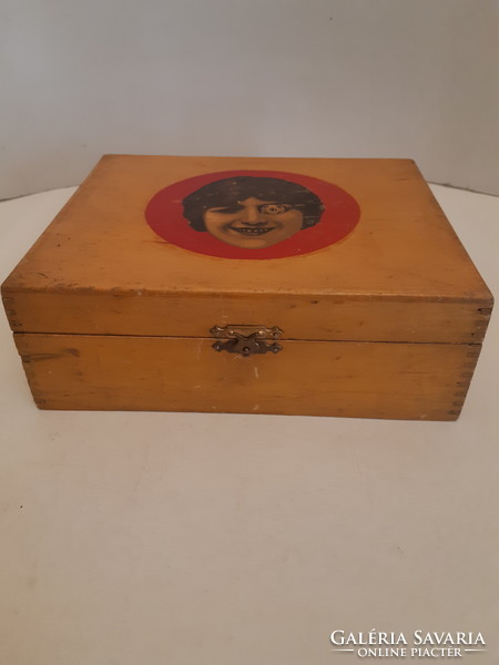 Old jindřich waldes koh-i-nor patent box advertising wooden box