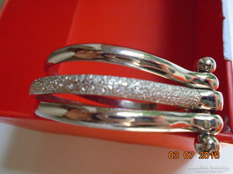 Stainless steel silver bracelet