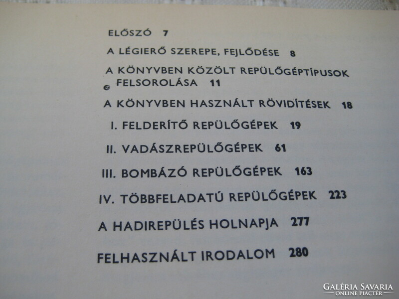 Nagyváradi -Varsányi  : Katonai repülőgépek  ,  Zrínyi 1976 , Típuskönyv  280 oldal