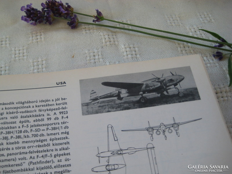 Nagyváradi -Varsányi  : Katonai repülőgépek  ,  Zrínyi 1976 , Típuskönyv  280 oldal