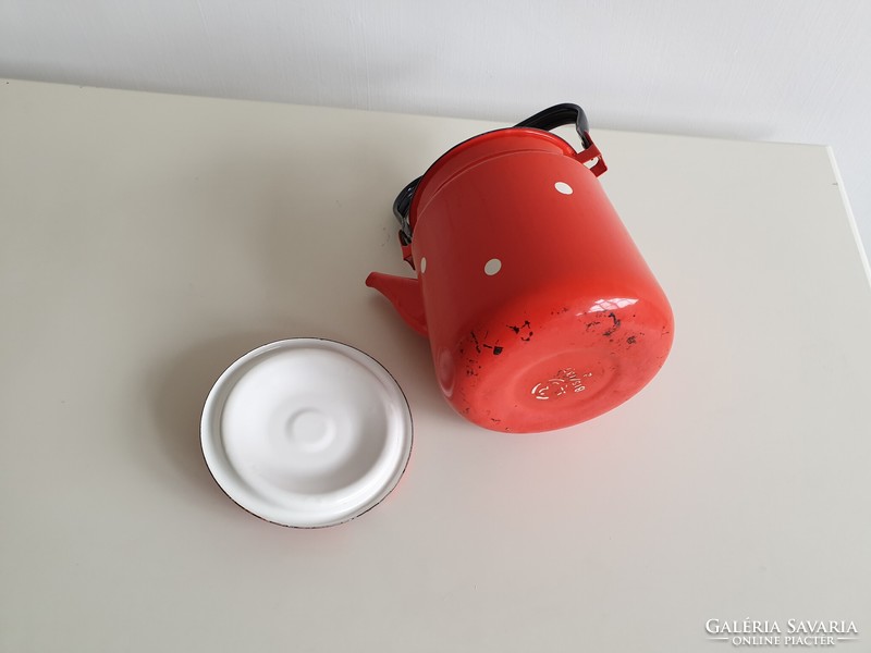 Régi retro nagy méretű 3 L pöttyös piros zománcos kanna vintage zománcozott 3 literes teáskanna