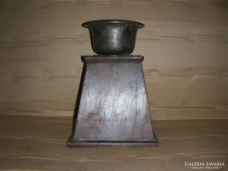 Antique large Bieder grinder