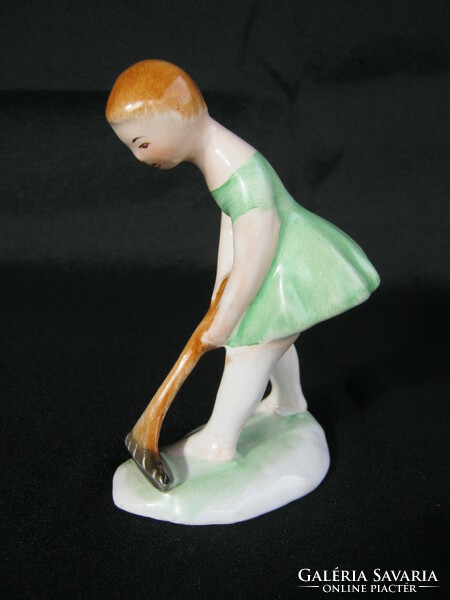 Bodrogkeresztúr ceramic gardening rake girl