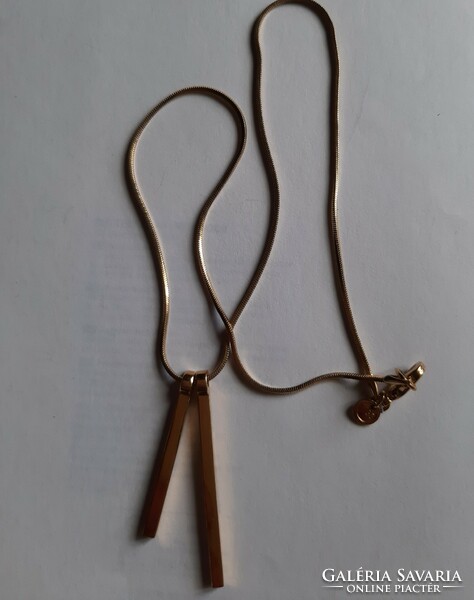 M& s gold-colored women's necklace with a long stone pendant