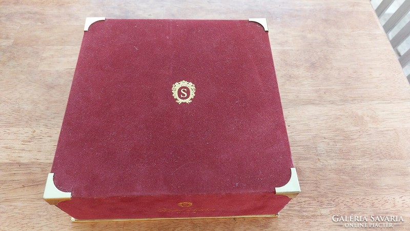 Hotel sacher wien gift box