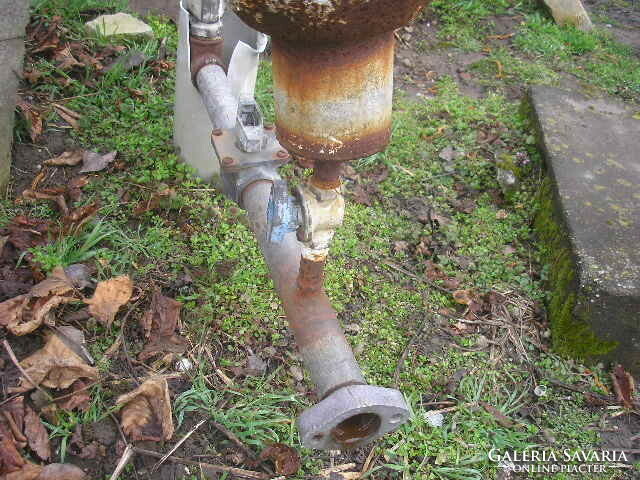 Also for an old irrigation pump, 3 well sprinklers with taps