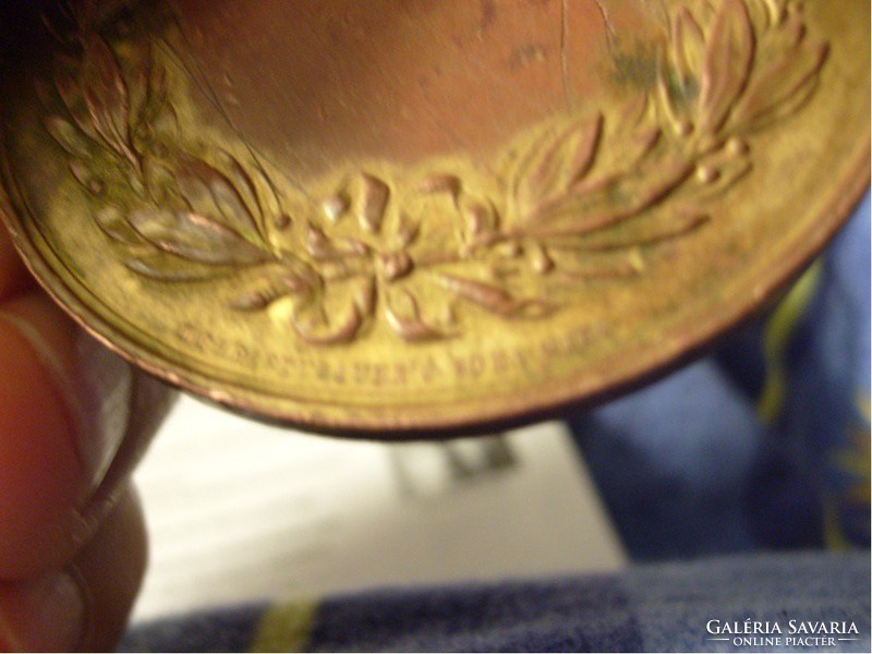 Az igazi pedigré 1896 világkiállítás vadászkutya érme  59-Gr- 55,5- mm er átmérővel szép állapotban