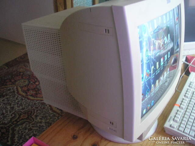 Retró IBM eredeti monitor  gyűjteménybe 1999-es ritkaság eladó