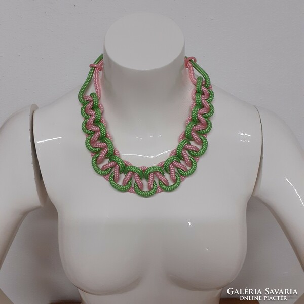 Pink-green paracord design necklace