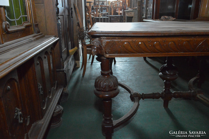 Antique Neo-Renaissance dining table